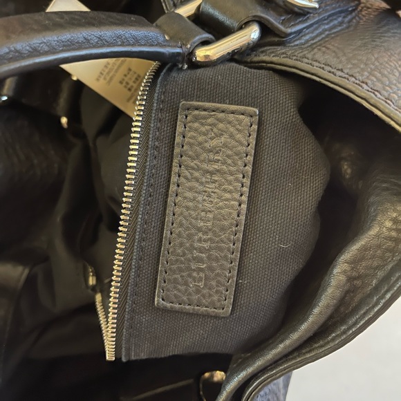 Unique and RARE Burberry tote with leather and metallic rivet - Picture 13 of 16